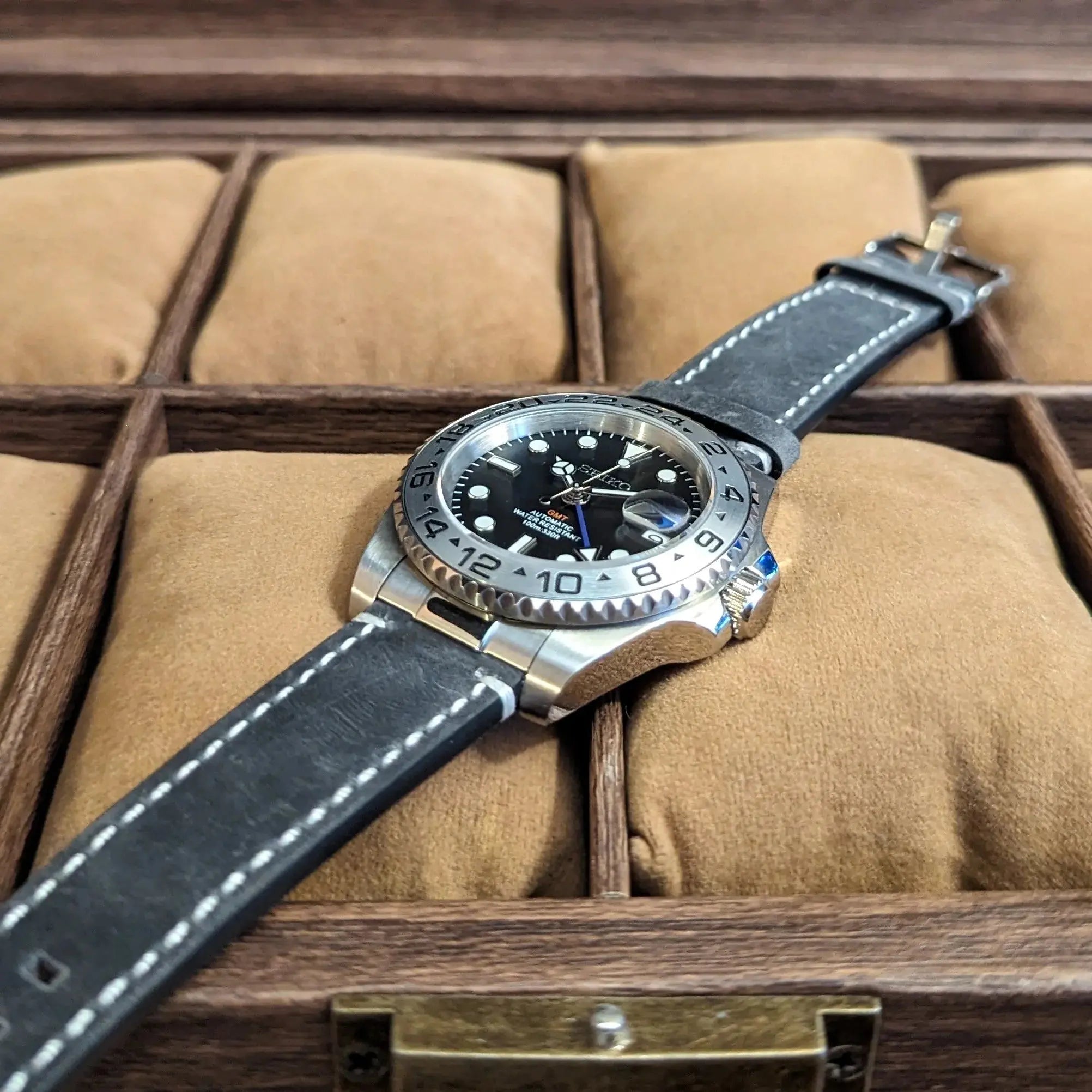 Seiko GMT Master-ii Stealth Mod Chrono122