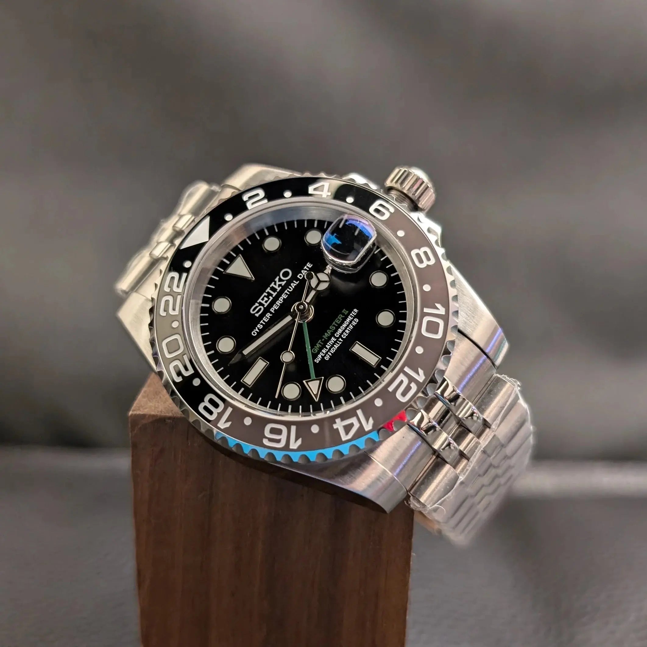 Seiko, GMT-Master, Bruce wayne