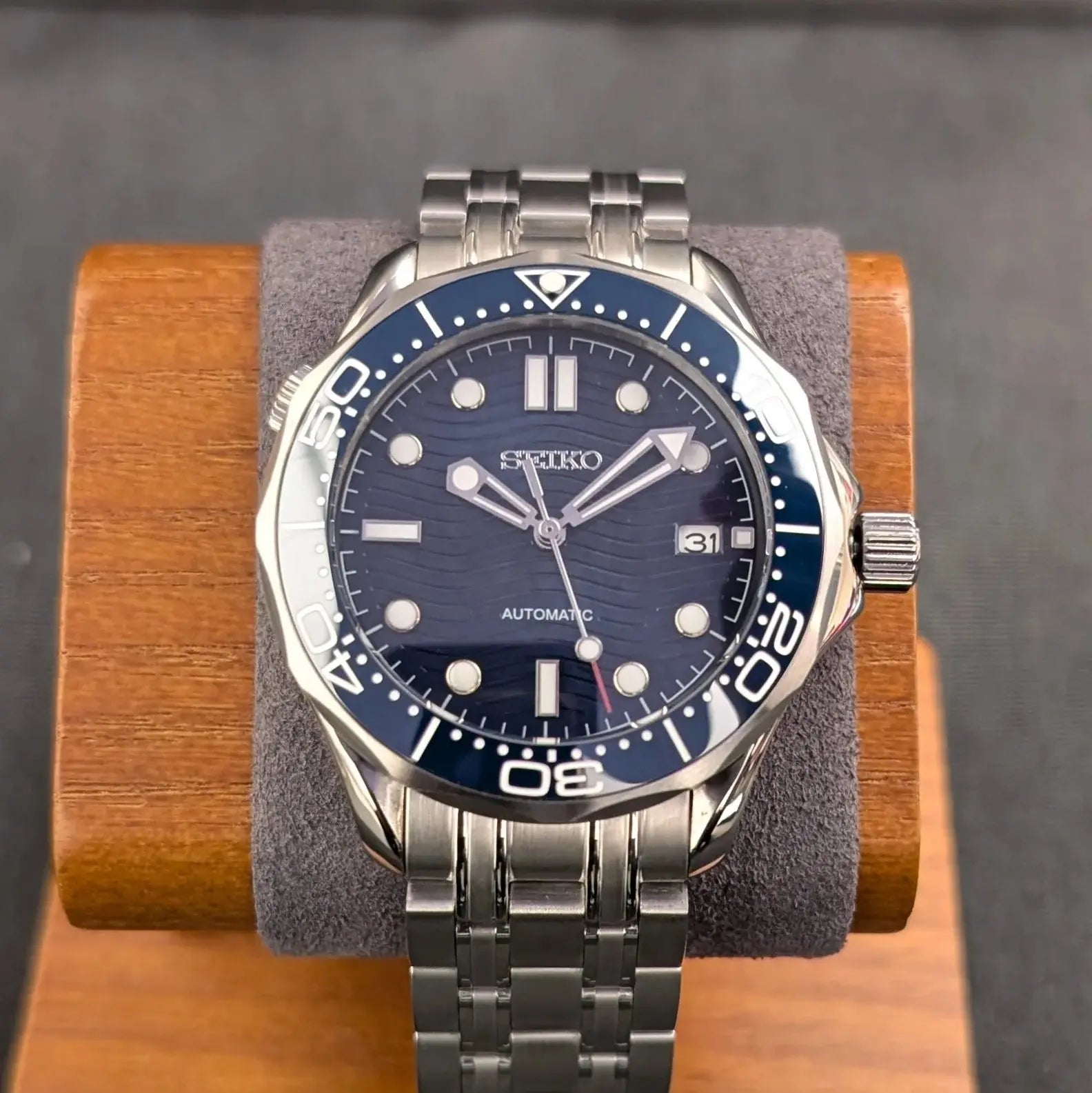 Seamaster 300 Seiko Mod James Bond tribute, mouvement automatique - Chrono122