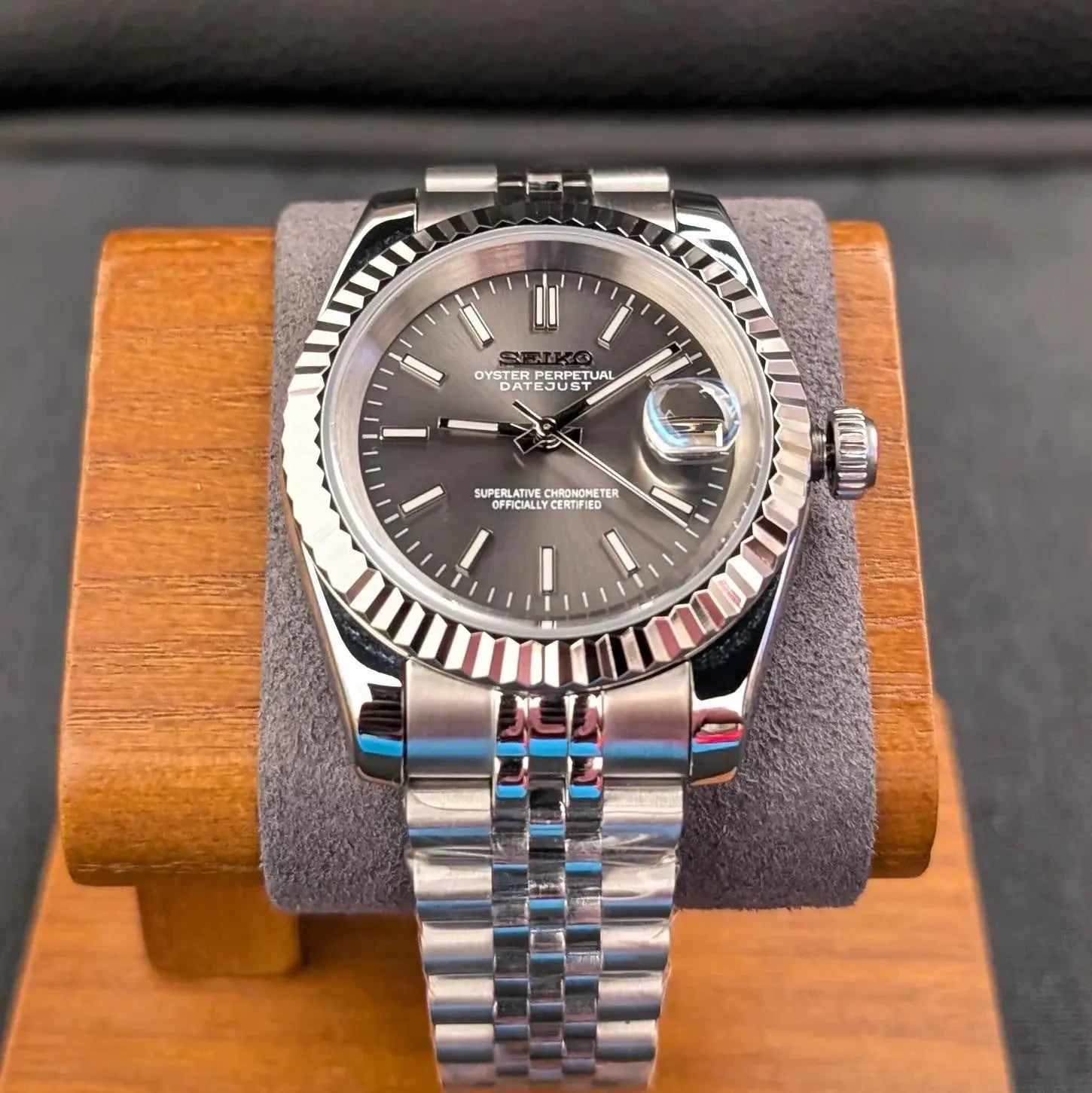 Montre Seiko modifiée style DateJust Classic, cadran élégant, mouvement automatique, design intemporel et raffiné, seiko pro
